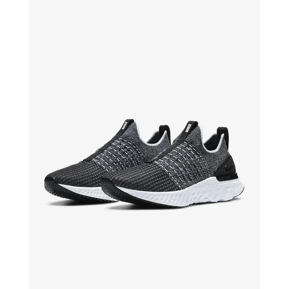 Nike React Phantom Run Flyknit 2 Men’s Size 9 Oreo Running Shoes CJ0277-003 - Picture 1 of 8